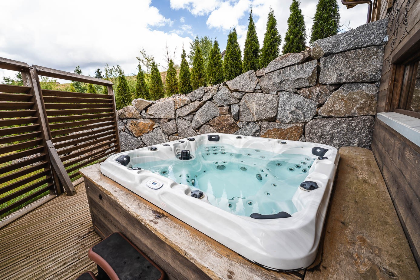 Jacuzzi area - Chalet Perle Noire, Gérardmer
