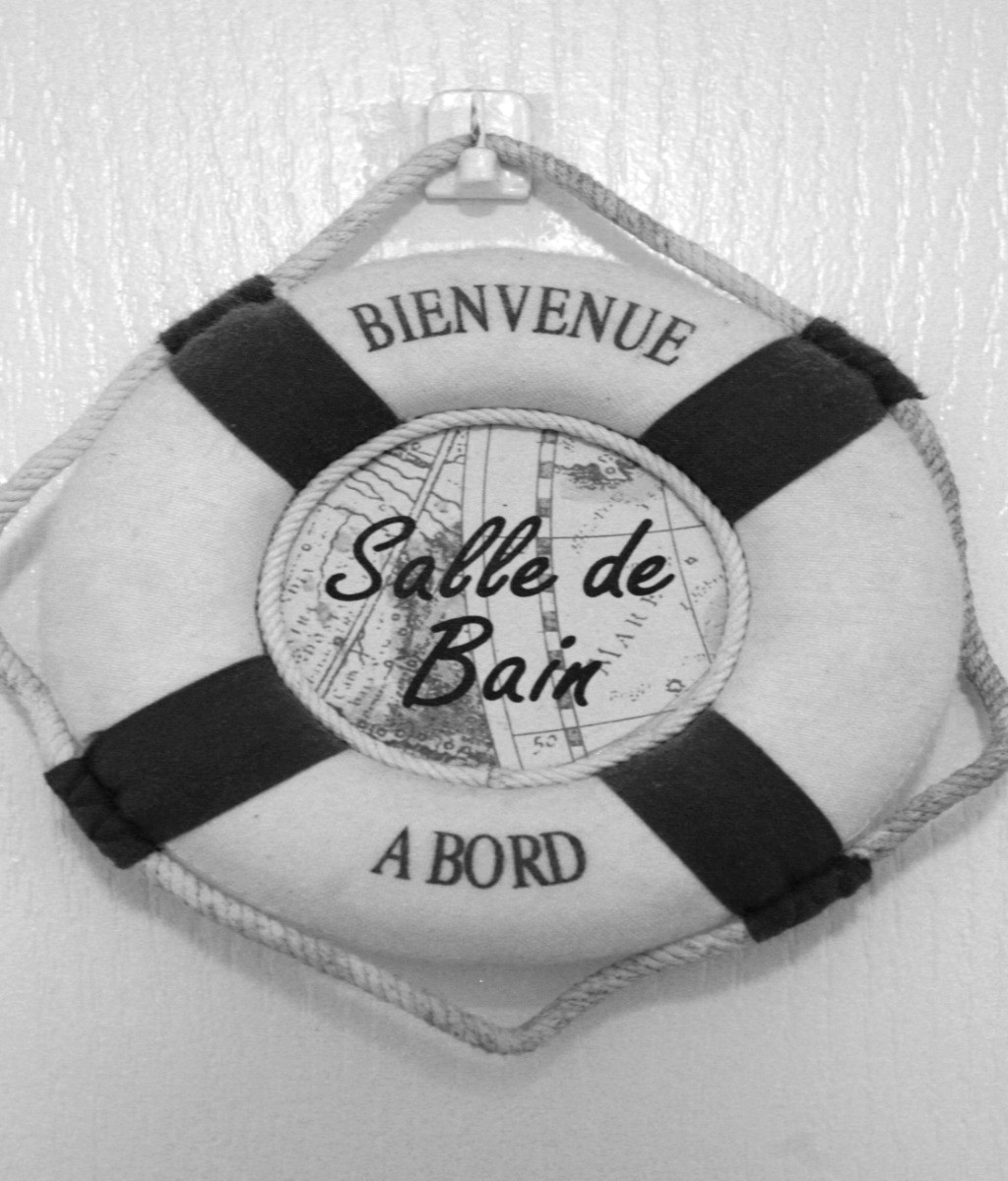 Maison de pêcheur - Porte de la salle de bain