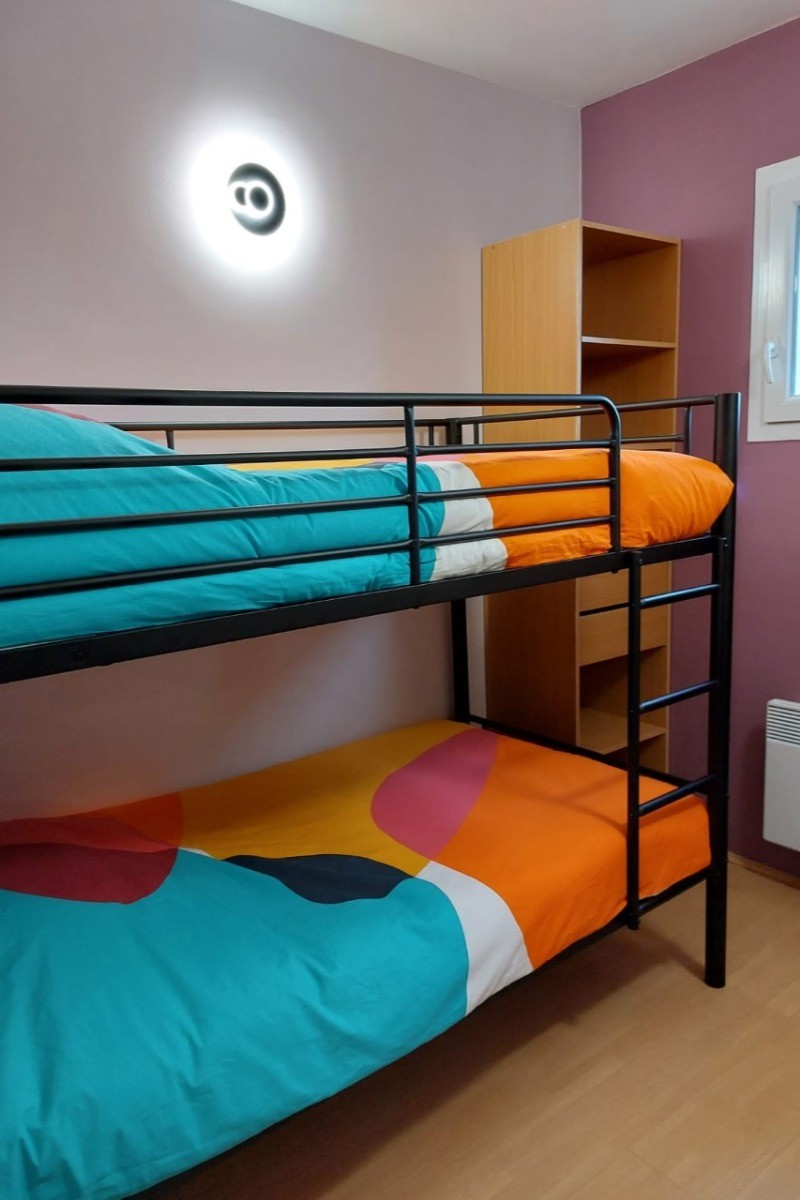 Location Clévacances - VanHeuverswyn, Plouha - Villa façade coté mer - Chambre 3 enfants rez-de-chaussée