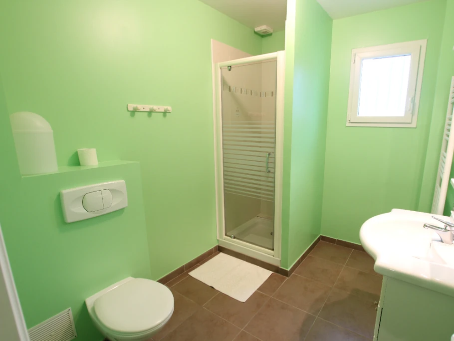 Salle d'eau rdc : pratique pour les retours de plage