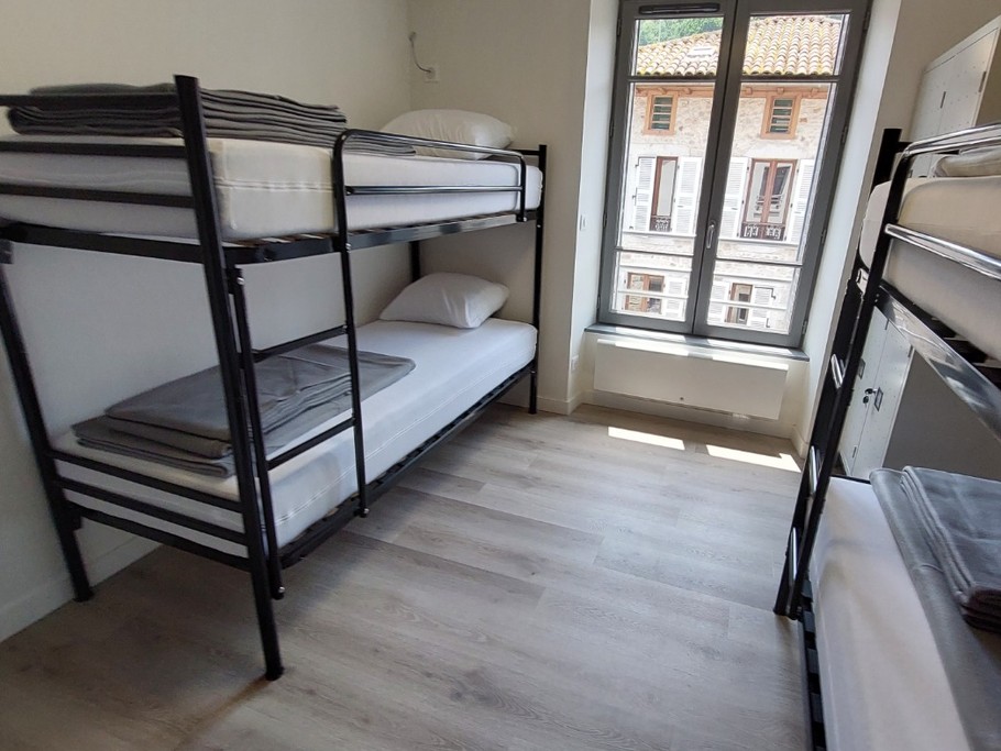 Chambre "les tanneurs" 4 lits 90*190