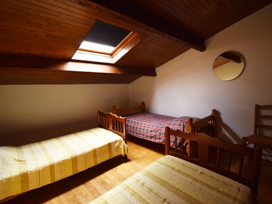 Chambre 4 - 3 lits en 90cm