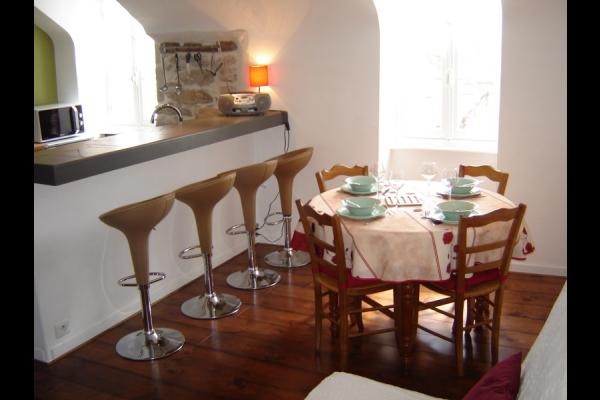Le bar et le coin salle à manger
