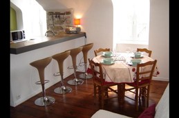 Le bar et le coin salle à manger