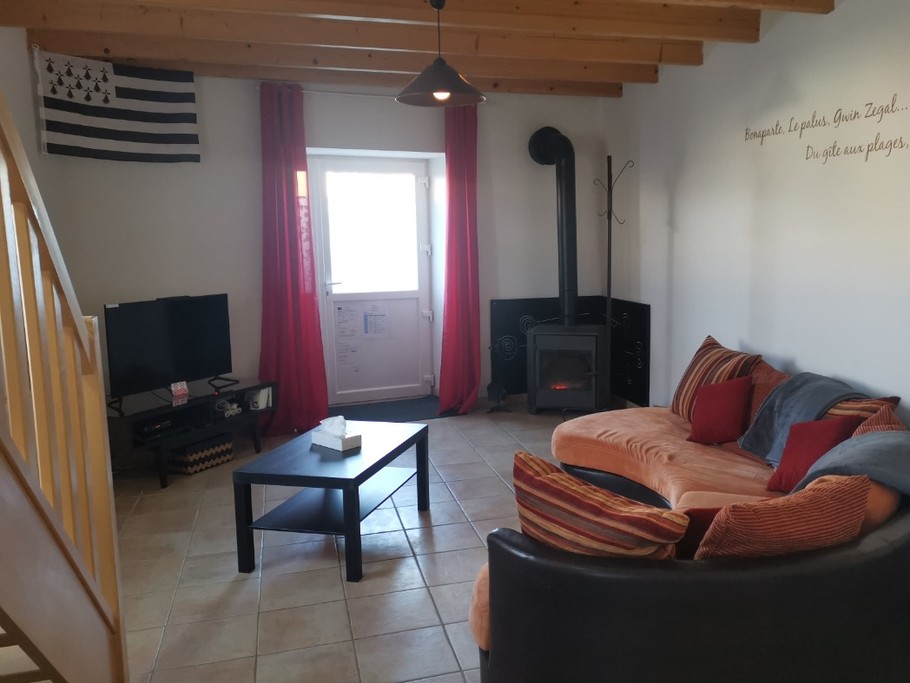 Espace salon vue de la cuisine