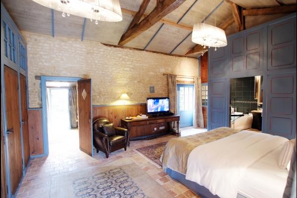 Suite Ostence au Portail en Marais Poitevin, Abbaye de Moreilles